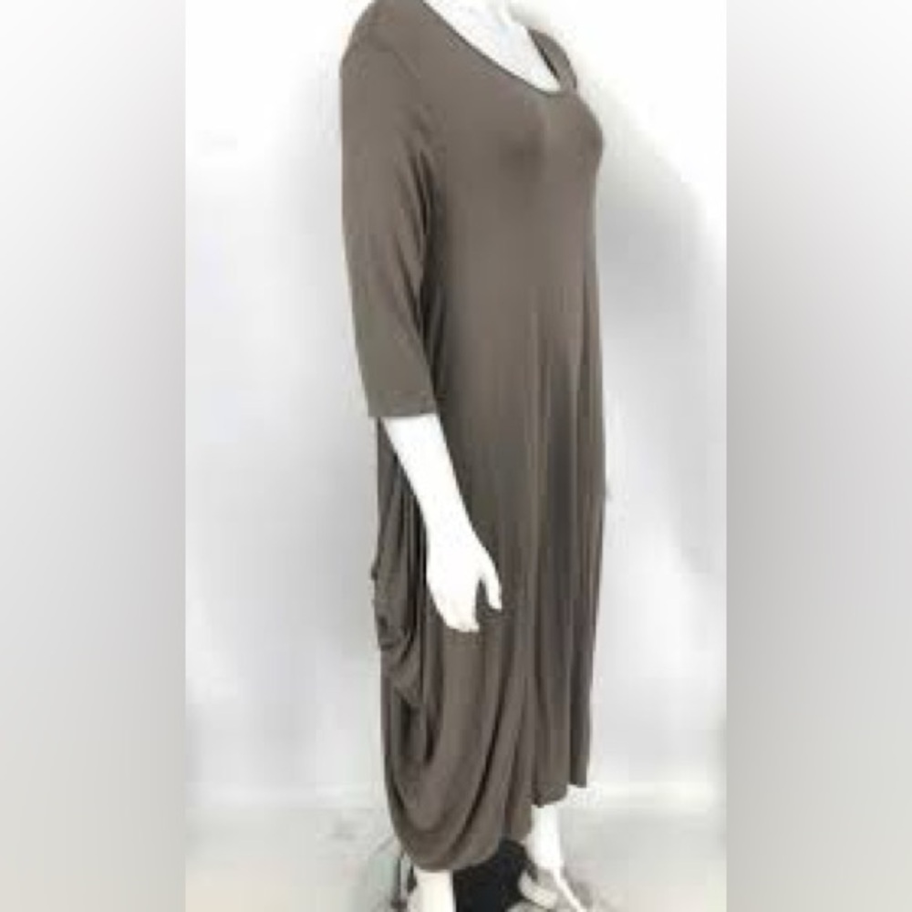 💜 Saga Made in Italy Scoop Neck Dress